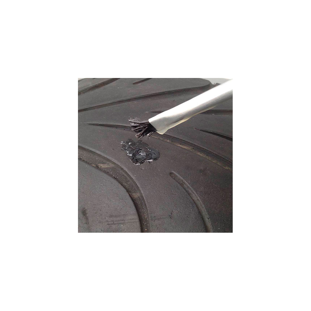 Kit de réparation de pneus avec champignon Clas EG0260